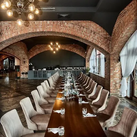 Sphinx Hotel Zabia Wola