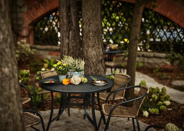 Sphinx Hotel Zabia Wola